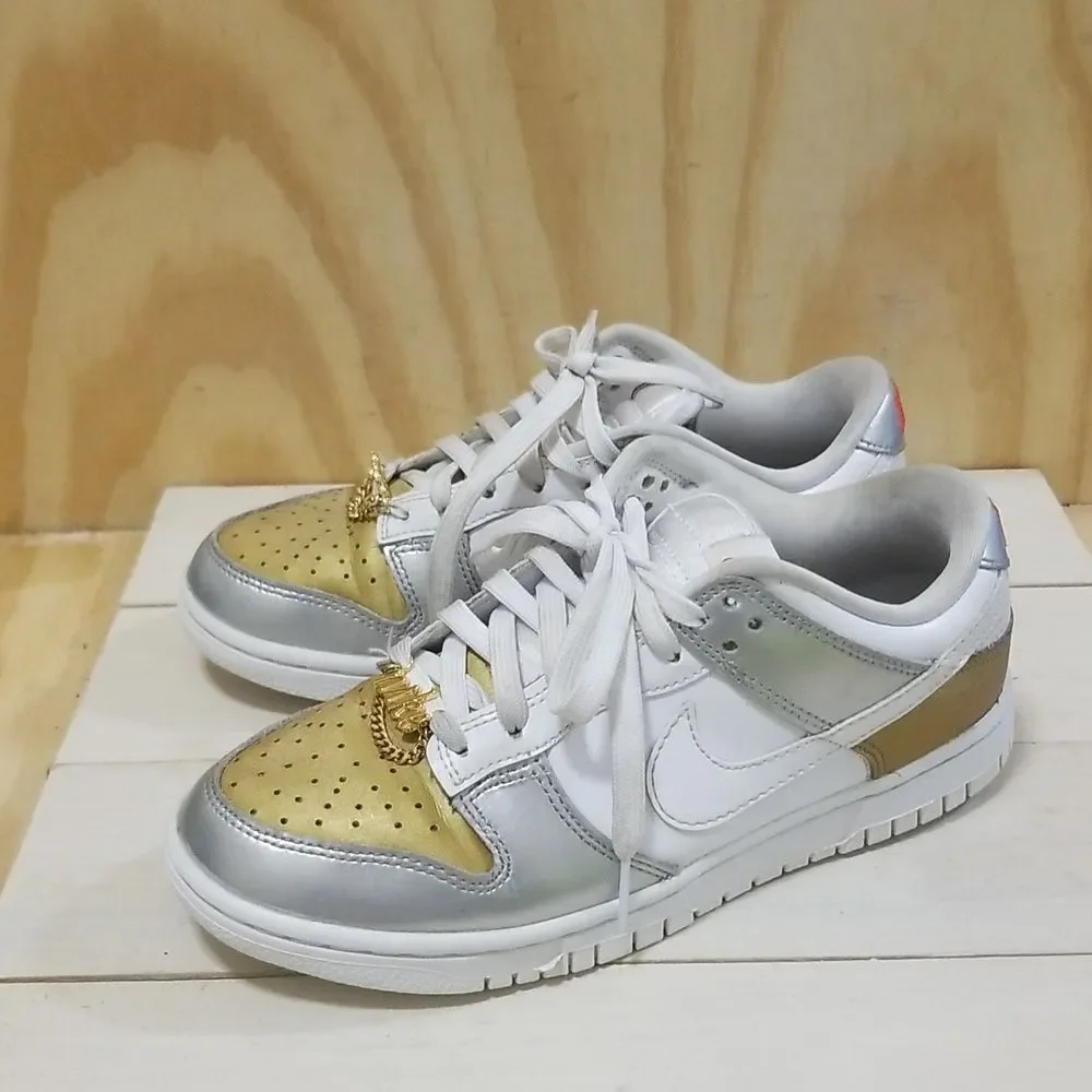 Nike Women's Metallic Gold and Silver Sneakers Women's size 6